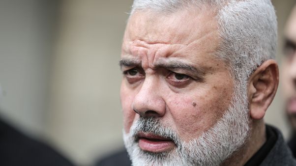 Hamas: "İsrail ile gerçekleştirilen ateşkes anlaşması tehlikeli bir aşamaya girdi" Hamas: "İsrail ile gerçekleştirilen ateşkes anlaşması tehlikeli bir aşamaya girdi"