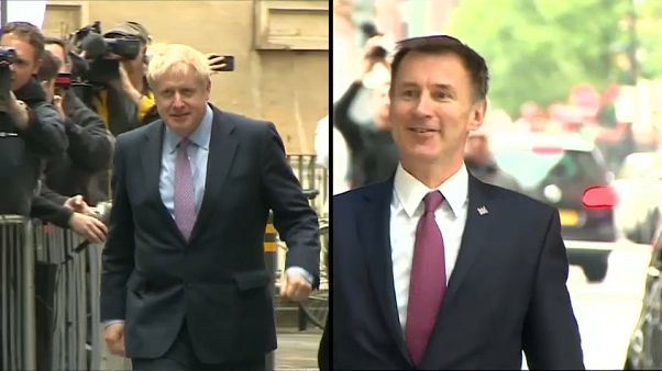 Boris Johnson contra Jeremy Hunt en la carrera por suceder a Theresa May Boris Johnson contra Jeremy Hunt en la carrera por suceder a Theresa May