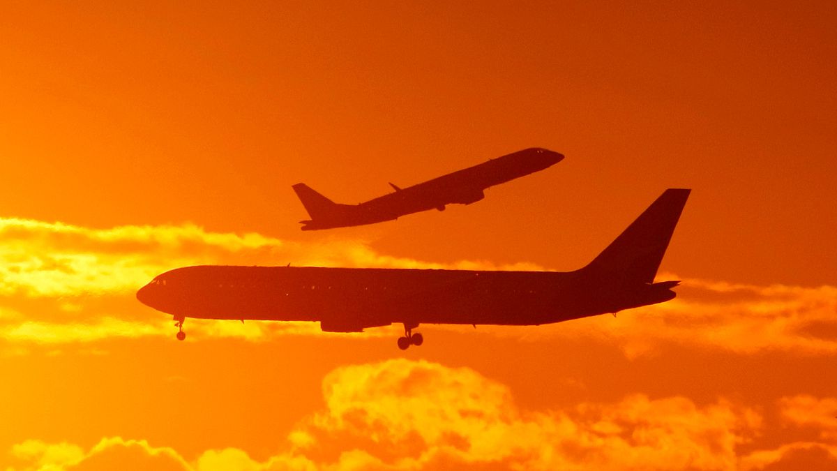 Federal Havacılık Kurumu'ndan Amerikalı hava yolu şirketlerine uyarı: İran'a yakın uçmayın