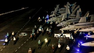 تدارک جنگنده های آمریکایی برای حمله به ایران از روی ناو آبراهام لینکن