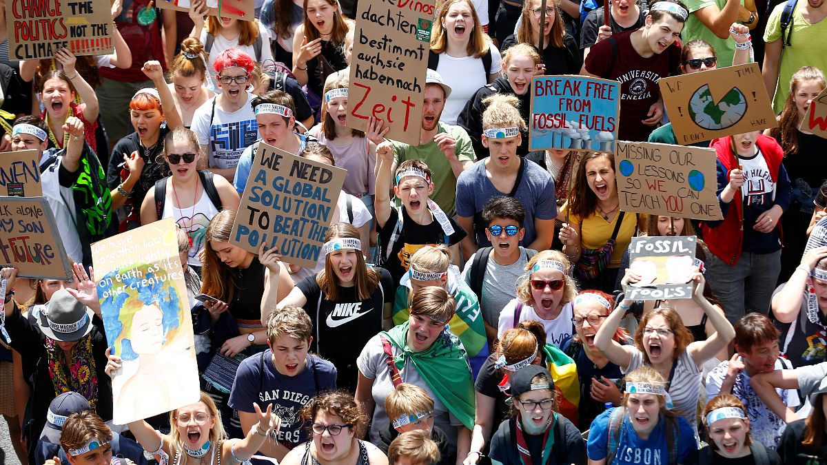 Megbírságolták a klímatüntető diákokat Németországban, mert túl sokat hiányoztak az iskolából