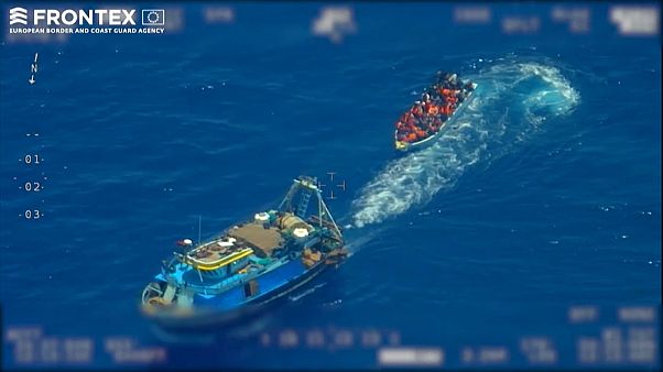 Libysche Küste: Schlepper verhaftet, Boot beschlagnahmt Libysche Küste: Schlepper verhaftet, Boot beschlagnahmt