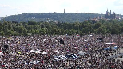 Prag: 250.000 demonstrieren gegen Premierminister Babis