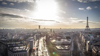 Paris to open pools and parks longer during heatwave