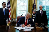 آمریکا علی خامنه‌ای و هشت فرمانده سپاه را تحریم کرد