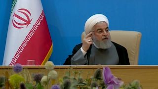 الرئيس الإيراني حسن روحاني يهاجم الرئيس الأمريكي دونالد ترامب وينعته بالمتخلف عقليا