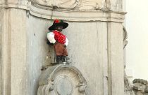 Bruxelles capitale della canicola: ha caldo anche il Manneken-Pis