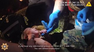 Autoridades encontram bebé abandonada nos EUA