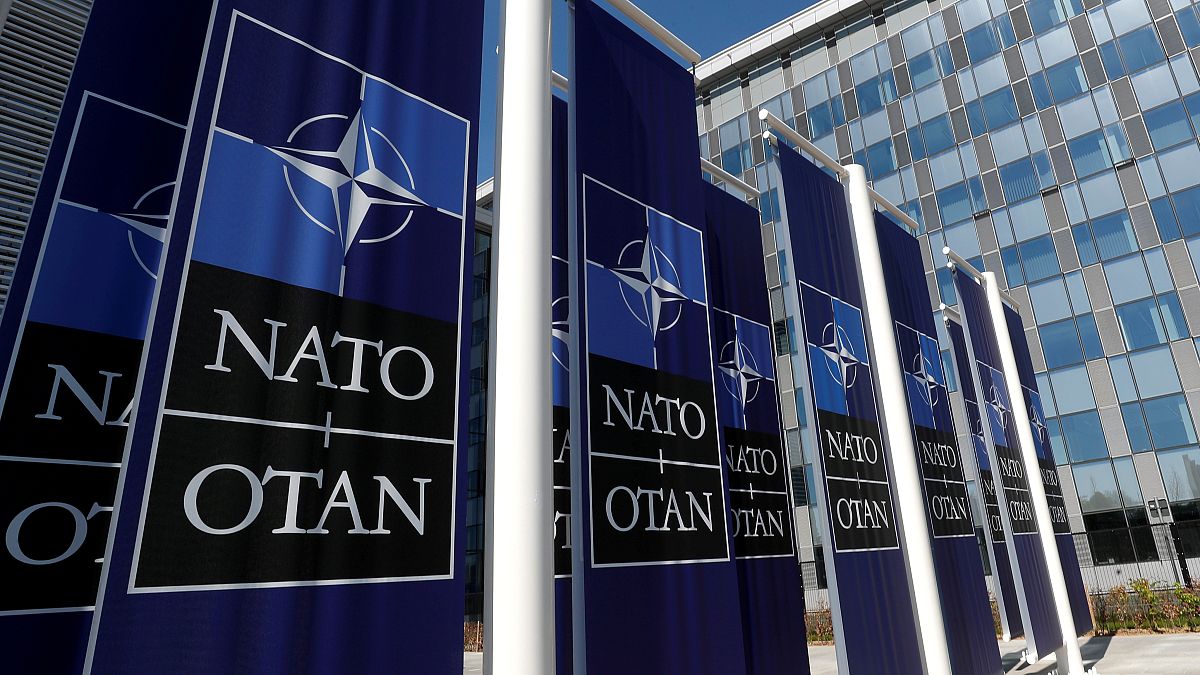 НАТО: "У РФ есть пять недель"