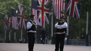شرطيان في لندن