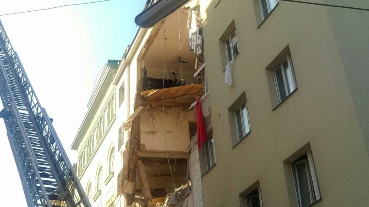 Вид пострадавшего здания на улице Прессгассе в Вене