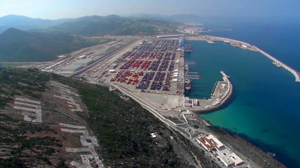 المغرب يوسع ميناء طنجة الأكبر إفريقياً والأهم في البحر المتوسط المغرب يوسع ميناء طنجة الأكبر إفريقياً والأهم في البحر المتوسط