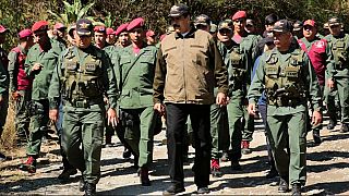 نیکلاس مادورو و نظامیان ارتش ونزوئلا-آرشیو