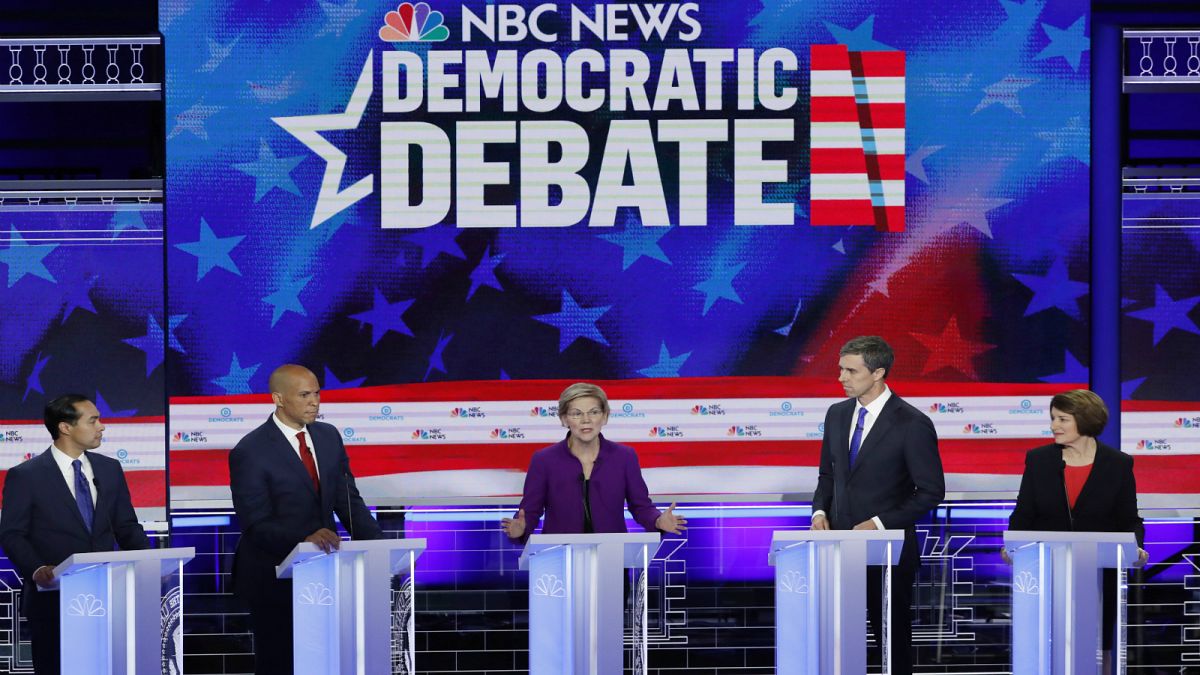المناظرة الأولى للمنافسات داخل الحزب الديمقراطي للفوز بالترشح للانتخابات الرئاسية الأمريكية