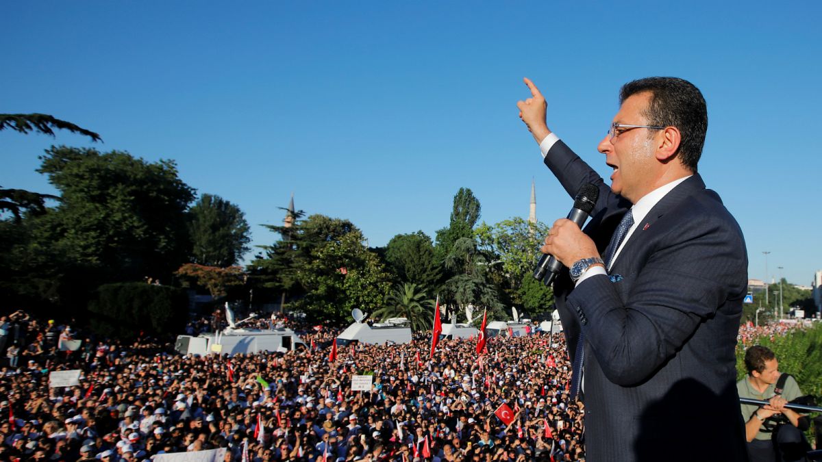 Mazbata alan İmamoğlu'dan ilk mesaj: İstanbul adil bir kent olacak