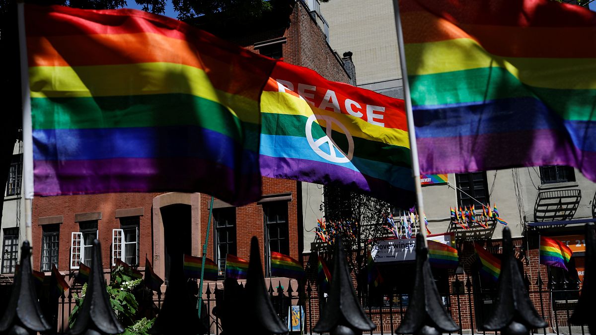 Diskriminierung von LGBTQ: Was passierte beim Stonewall-Aufstand?