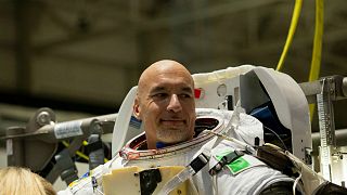 رائد الفضاء الإيطالي لوكا بارميتانو