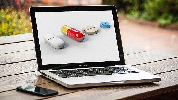 "Chemical Revolution": Polizei schaltet Deutschlands größten Drogen-Onlineshop ab "Chemical Revolution": Polizei schaltet Deutschlands größten Drogen-Onlineshop ab