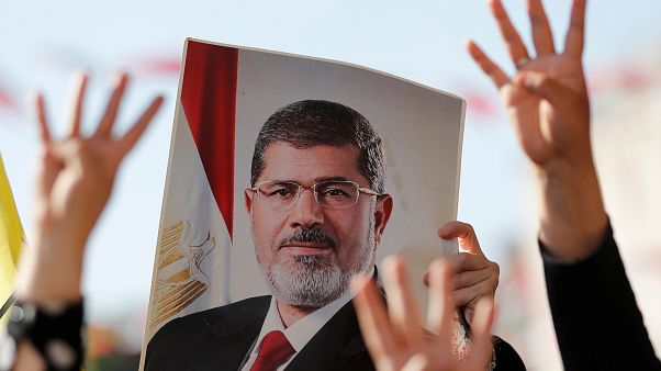 El Kaide örgütü: Mursi'nin ölümünden Mısır sorumlu El Kaide örgütü: Mursi'nin ölümünden Mısır sorumlu