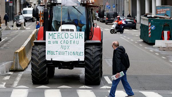 FILEPHOTO: Belgian farmers protest outside a meeting of EU agriculture ministers in Brussels FILEPHOTO: Belgian farmers protest outside a meeting of EU agriculture ministers in Brussels
