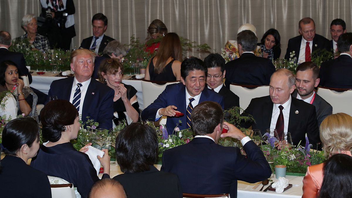 Rätselraten um Putins Becher beim G20-Dinner