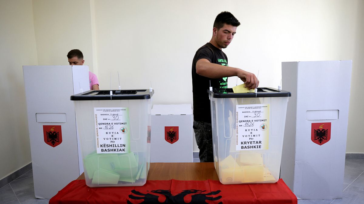 Wahllokal in Tirana (Albanien)
