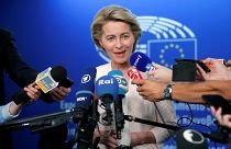 Ursula von der Leyen busca apoyos en el Europarlamento
