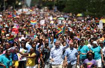 Nova Iorque celebra orgulho LGBTQ