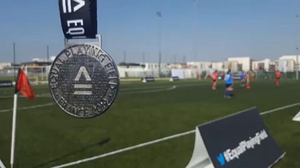 Ποδόσφαιρο non stop μέσα στον καύσωνα Ποδόσφαιρο non stop μέσα στον καύσωνα