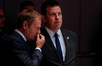 Másodszorra is felfüggesztették az uniós csúcsot