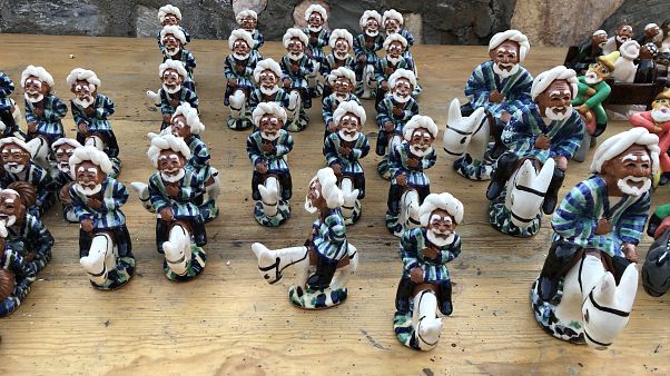 Özbekistan'ın Buhara kentinde Nasreddin Hoca heykelcikleri Özbekistan'ın Buhara kentinde Nasreddin Hoca heykelcikleri