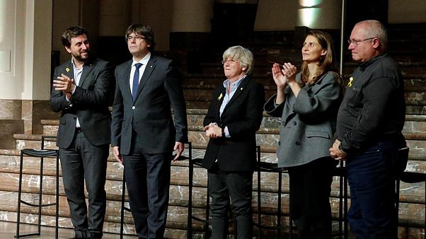 AB Adalet Divanı Katalan liderlerin Avrupa parlamenterliğini reddetti AB Adalet Divanı Katalan liderlerin Avrupa parlamenterliğini reddetti