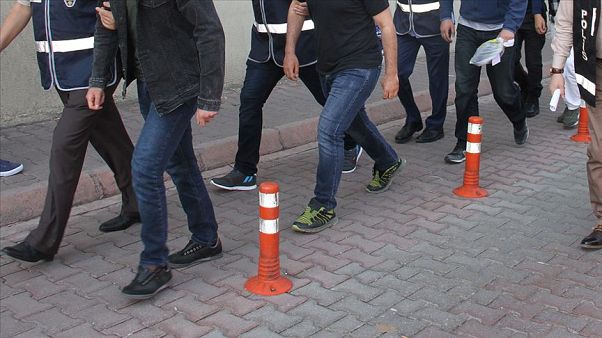 دستور بازداشت ۸۲ نظامی مظنون به همکاری با جنبش گولن در ترکیه صادر شد دستور بازداشت ۸۲ نظامی مظنون به همکاری با جنبش گولن در ترکیه صادر شد