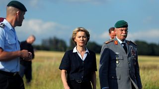 وزيرة الدفاع الألمانية فون دير لاين 