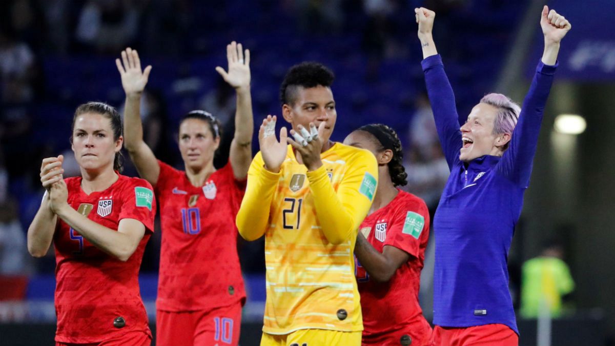 آمریکا با شکست انگلستان به فینال جام جهانی فوتبال زنان راه یافت