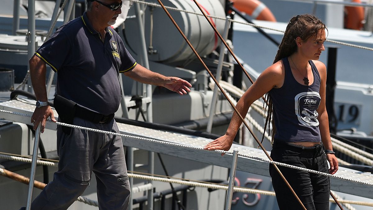 La justicia italiana deja en libertad a la capitana del Sea Watch y señala que cumplió con su deber