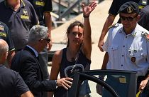 Ελεύθερη η πλοίαρχος του Sea Watch Καρόλα Ρακέτε