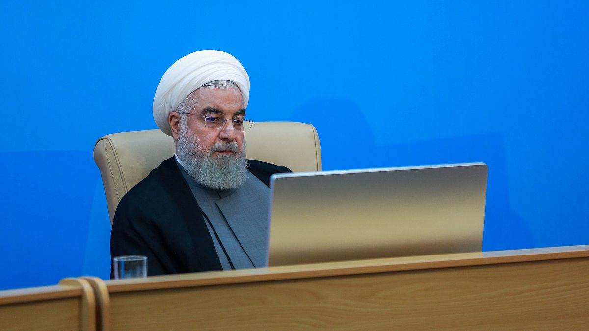 روحاني: "يجب ألا نسمح بانفلات الأمن" في مواجهة "أعمال الشغب"
