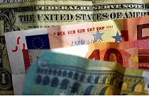 نرخ آزاد و بانکی یورو یکسان شد