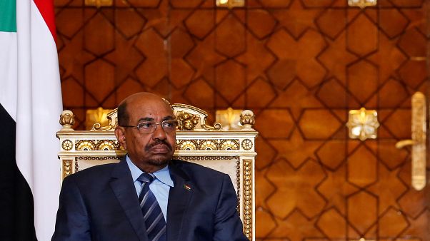 الرئيس السوداني السابق عمر البشير الرئيس السوداني السابق عمر البشير
