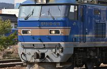 Güterzug kracht mit Auto zusammen - Zwei Tote