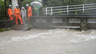 Japán: 1 millió embert evakuáltak az esőzések miatt