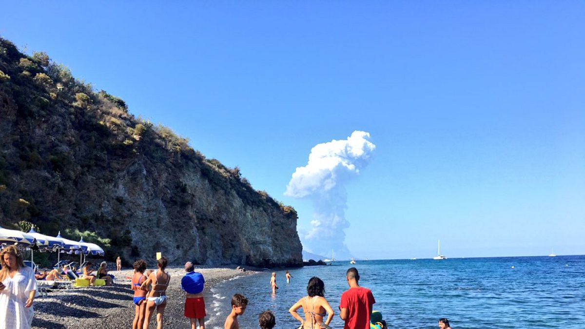 İtalya'da Stromboli Yanardağı faaliyete geçti: 1 kişi hayatını kaybetti