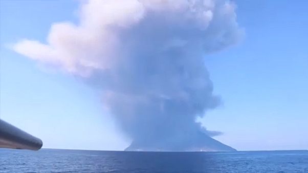 Vulcão Stromboli entrou em erupção e fez uma vítima mortal Vulcão Stromboli entrou em erupção e fez uma vítima mortal