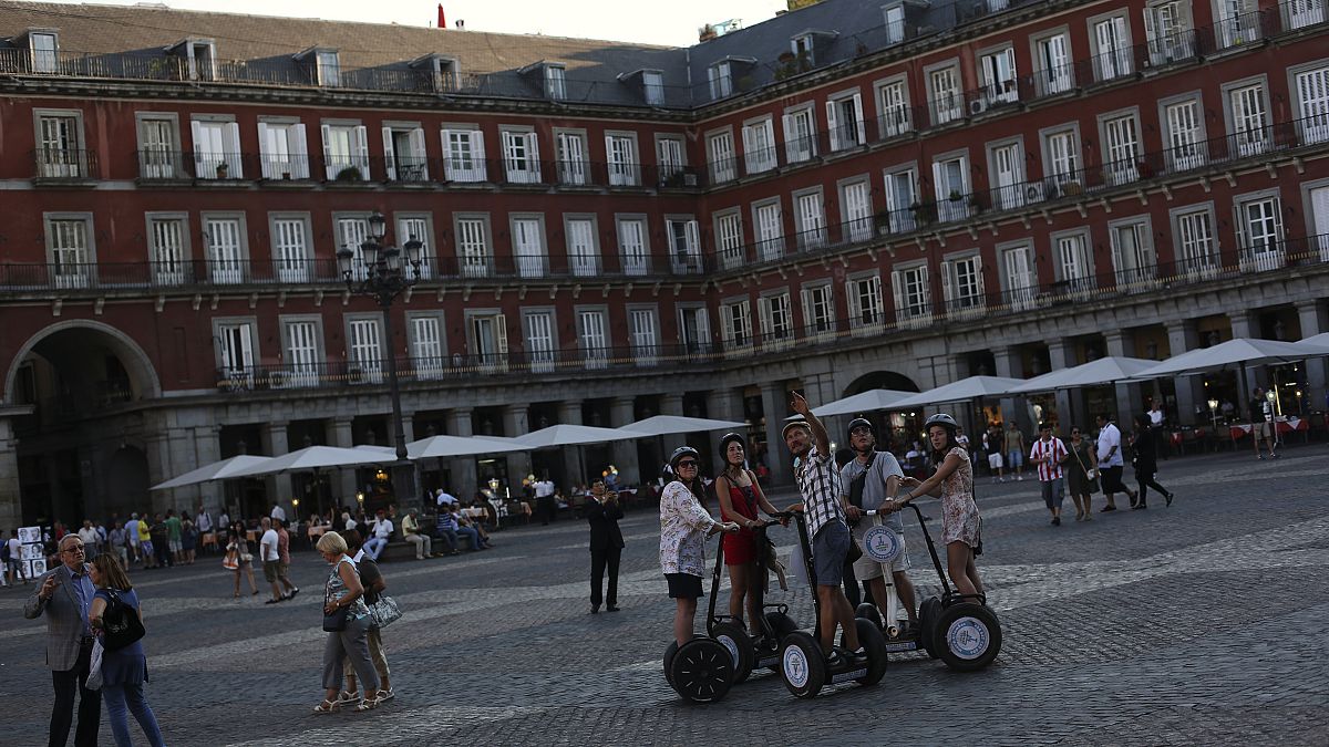 Los policías europeos patrullan en Madrid contra los carteristas este verano