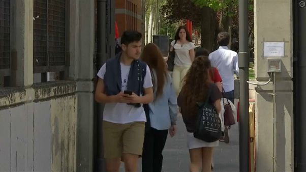 Terminar la carrera y encontrar trabajo: una misión casi imposible Terminar la carrera y encontrar trabajo: una misión casi imposible