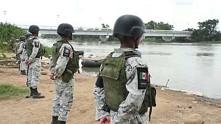 México cumple las peticiones de Trump y despliega a la guardia en la frontera