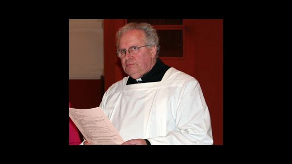 Pédophilie : le père Preynat défroqué Pédophilie : le père Preynat défroqué