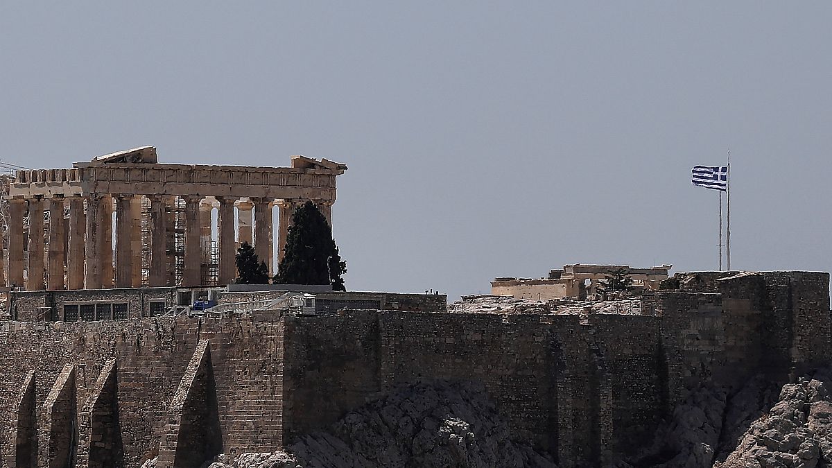 Órákra lezárták az athéni Akropoliszt a nagy meleg miatt