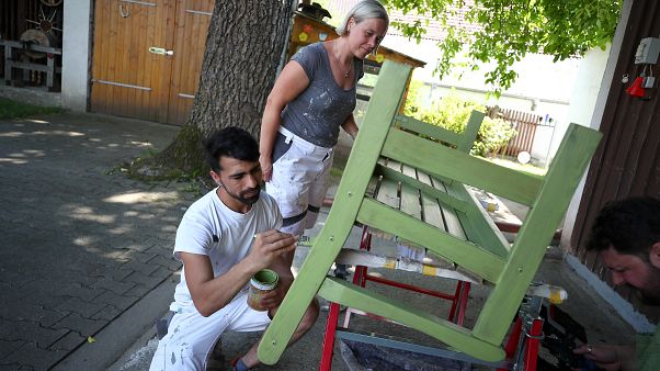 Almanya'ya 2019'un ilk 6 ayında toplam iltica talebi azaldı, Türk vatandaşlarının başvurusu arttı Almanya'ya 2019'un ilk 6 ayında toplam iltica talebi azaldı, Türk vatandaşlarının başvurusu arttı